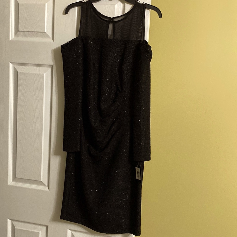 Gorgeous all over crinkle glitter evening dress